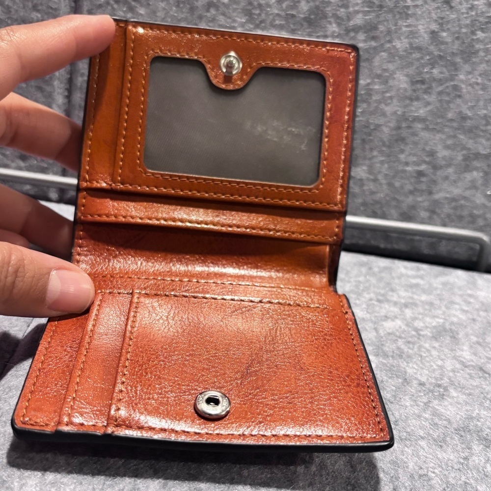 🤎🤎 Brown Solid Bi-Fold Wallet for Women 🤎🤎